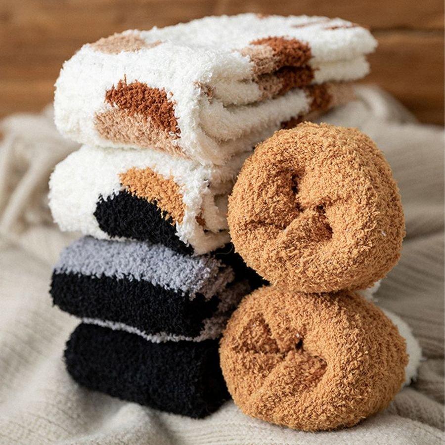 Cosycombe™ Cute Cat Paw Socks in Plush Coral Fleece – One Size Fits All