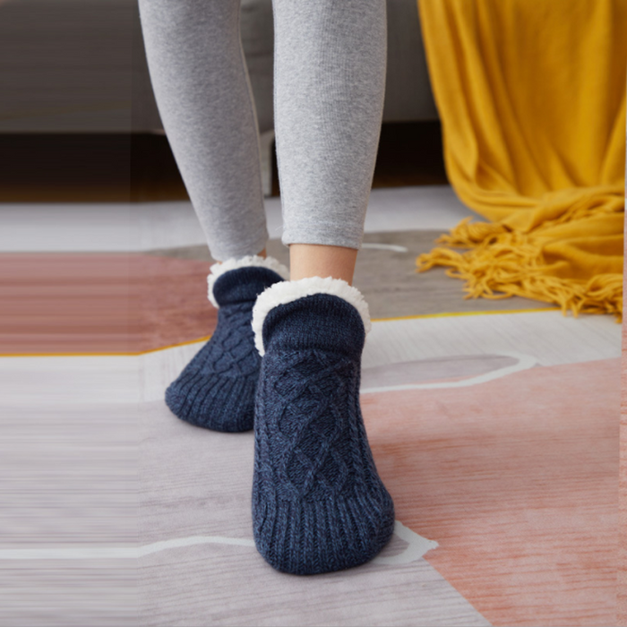 Cosycombe™ Woven Slipper Socks with Plush Lining and Non-Slip Grips