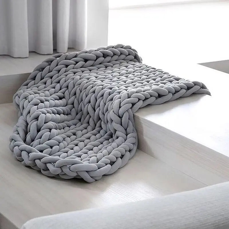 Cosycombe™ Handmade Chunky Knit Weighted Throw for Cosy Nights