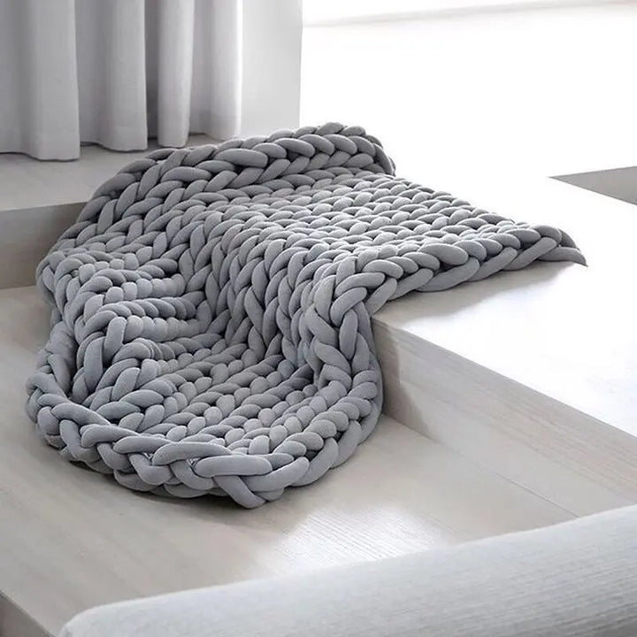 Cosycombe™ Handmade Chunky Knit Weighted Throw for Cosy Nights