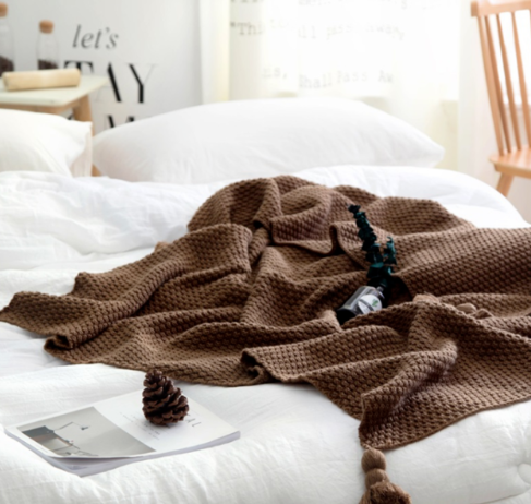 Cosycombe Chunky knit throw with pom-pom fringe
