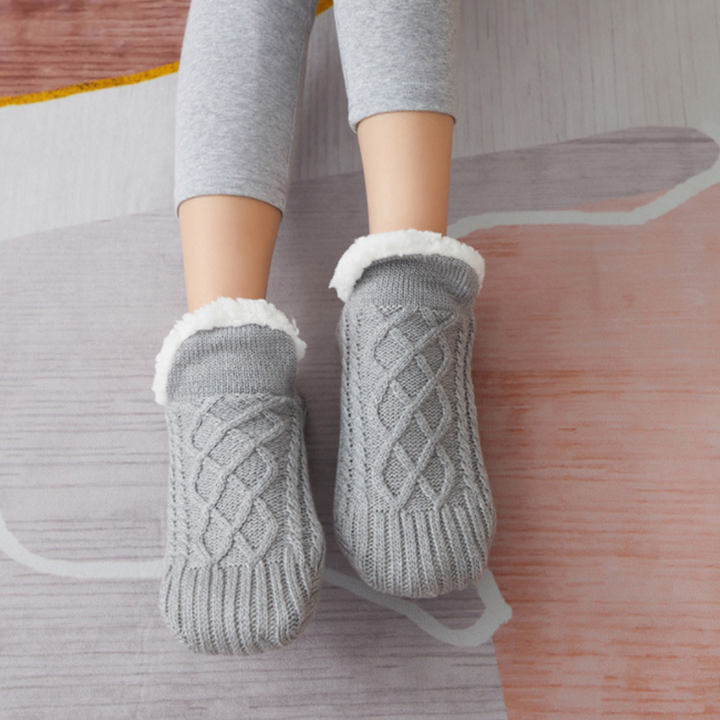 Cosycombe™ Woven Slipper Socks with Plush Lining and Non-Slip Grips
