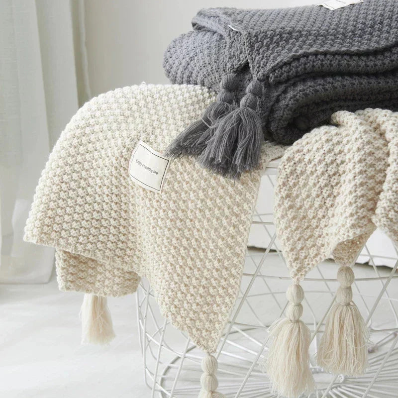 Cosycombe™ Handwoven Wool Blanket with Fringes and Pom-Poms