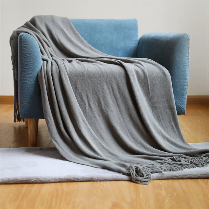 Cosycombe™ Chunky Knit Throw With Tassel Edges in Soft Acrylic