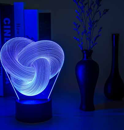 Glowing twisted knot illusion lamp