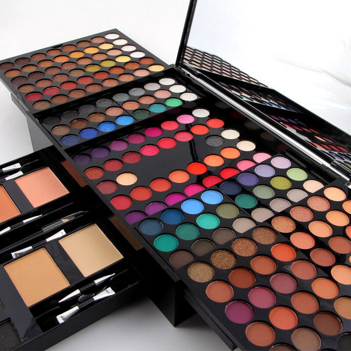 Piano-shaped makeup palette with eyeshadows