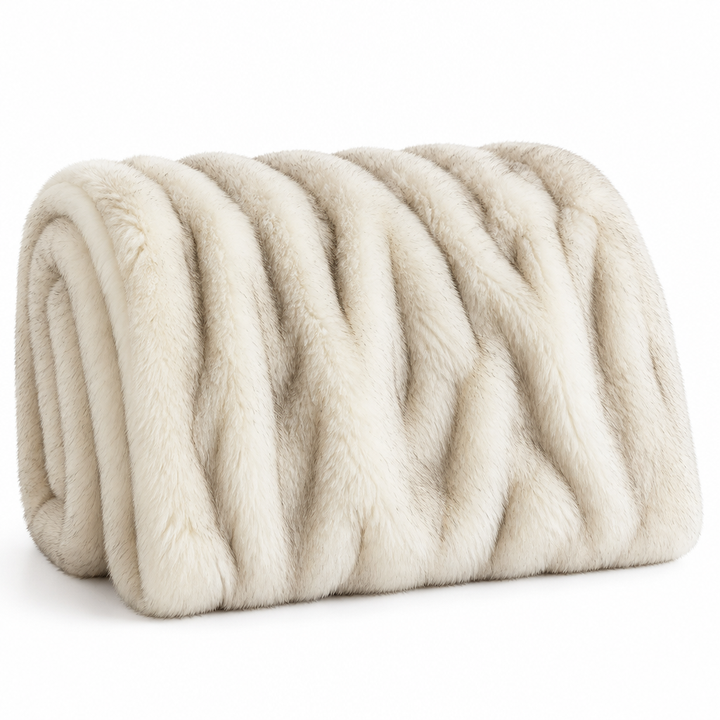Cosycombe™ Fluffy Faux Fur Blanket with Reinforced Edges