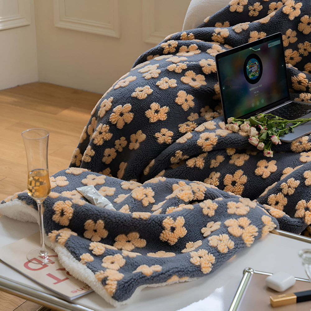 Cosycombe™ Retro Wildflower Throw Blanket with 3D Floral Texture