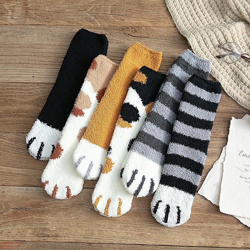 Cosycombe™ Cute Cat Paw Socks in Plush Coral Fleece – One Size Fits All