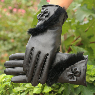 Cosycombe Faux Leather Gloves with Fluffy Cuff and Bow