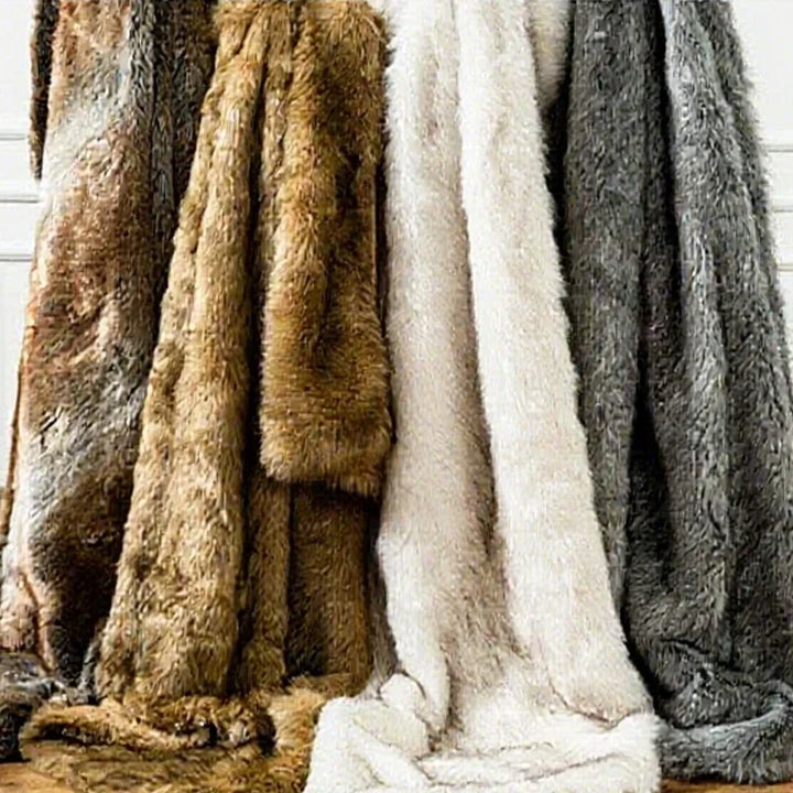 Cosycombe™ Fluffy Faux Fur Blanket with Reinforced Edges