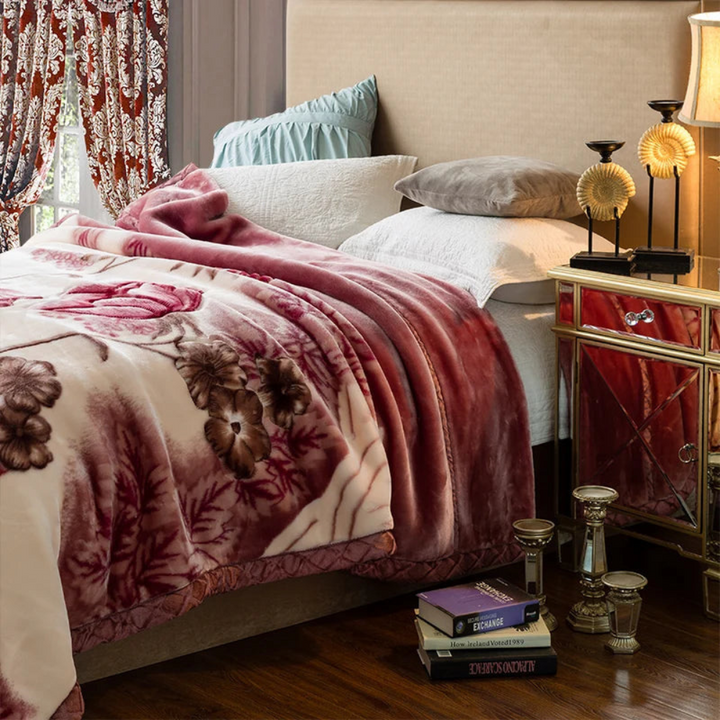 Cosycombe™ Fluffy Double-Layer Quilted Weighted Blanket for the Bedroom