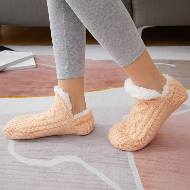 Cosycombe™ Woven Slipper Socks with Plush Lining and Non-Slip Grips