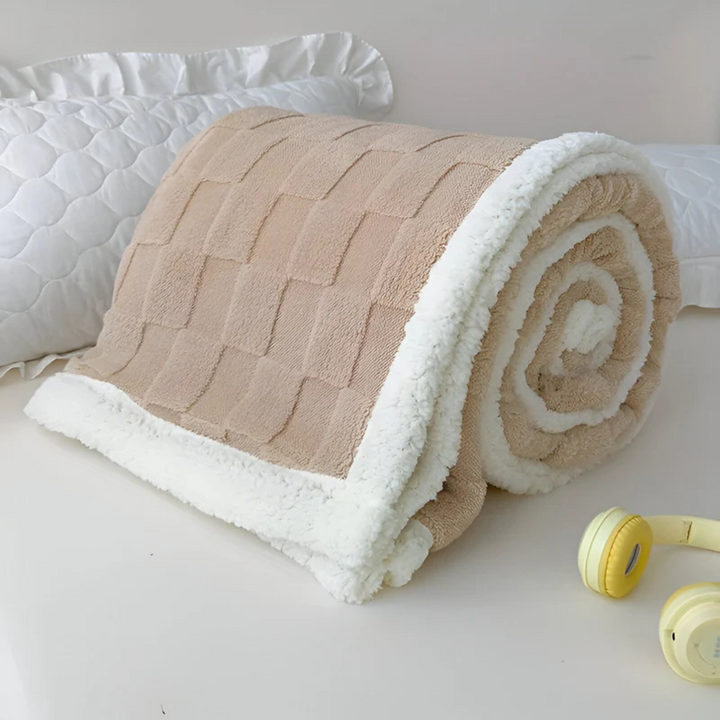 Cosycombe™ Double-Sided Fleece and Sherpa Blanket, Extra Warm Sofa Throw