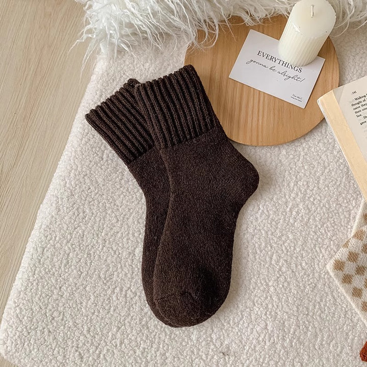 Thick caramel knit crew socks