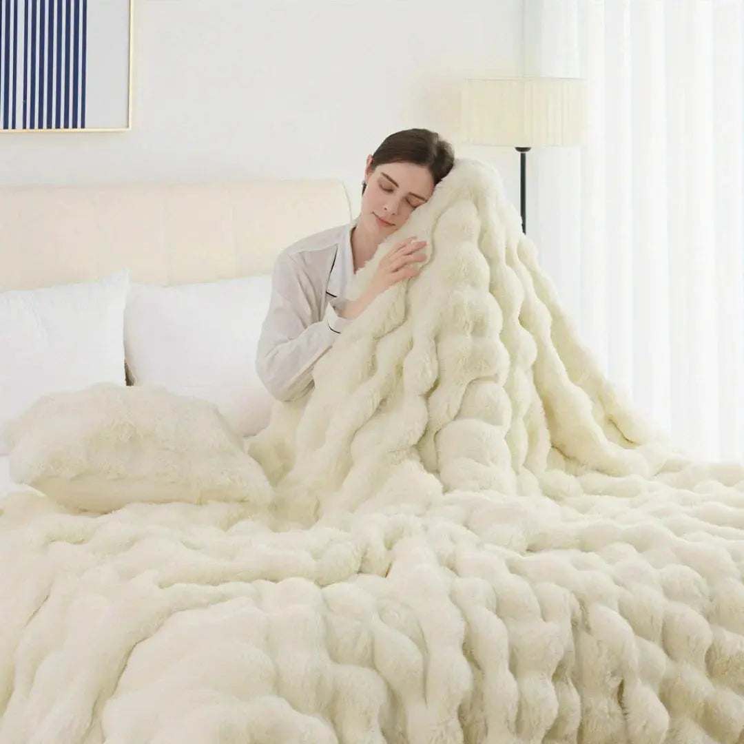 Cosycombe™ Reversible Faux Rabbit Fur Throw with Velvet Fleece Side