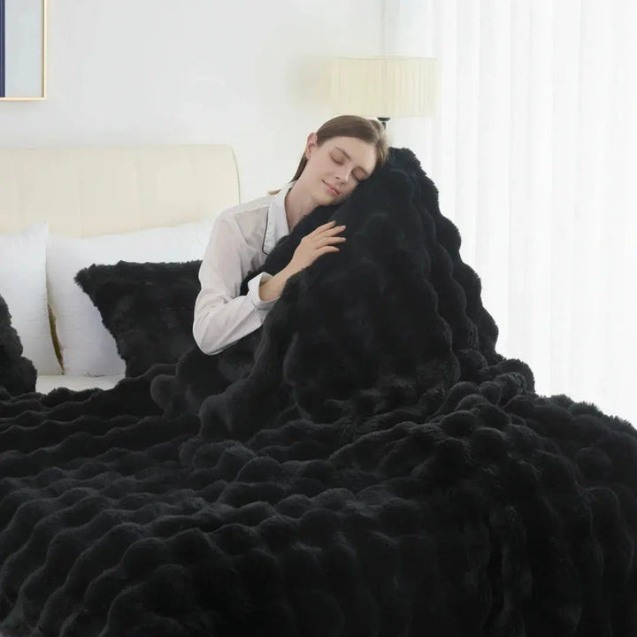 Cosycombe™ Reversible Faux Rabbit Fur Throw with Velvet Fleece Side