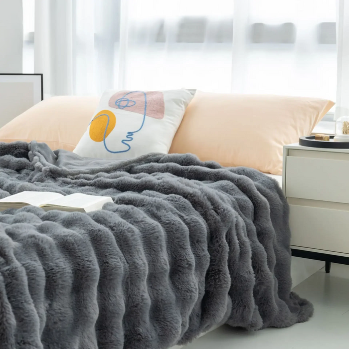 Cosycombe™ Wearable Blanket with Sleeves – Keeps You Warm, Hands Free