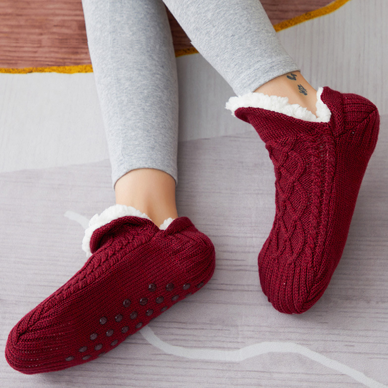 Cosycombe™ Woven Slipper Socks with Plush Lining and Non-Slip Grips