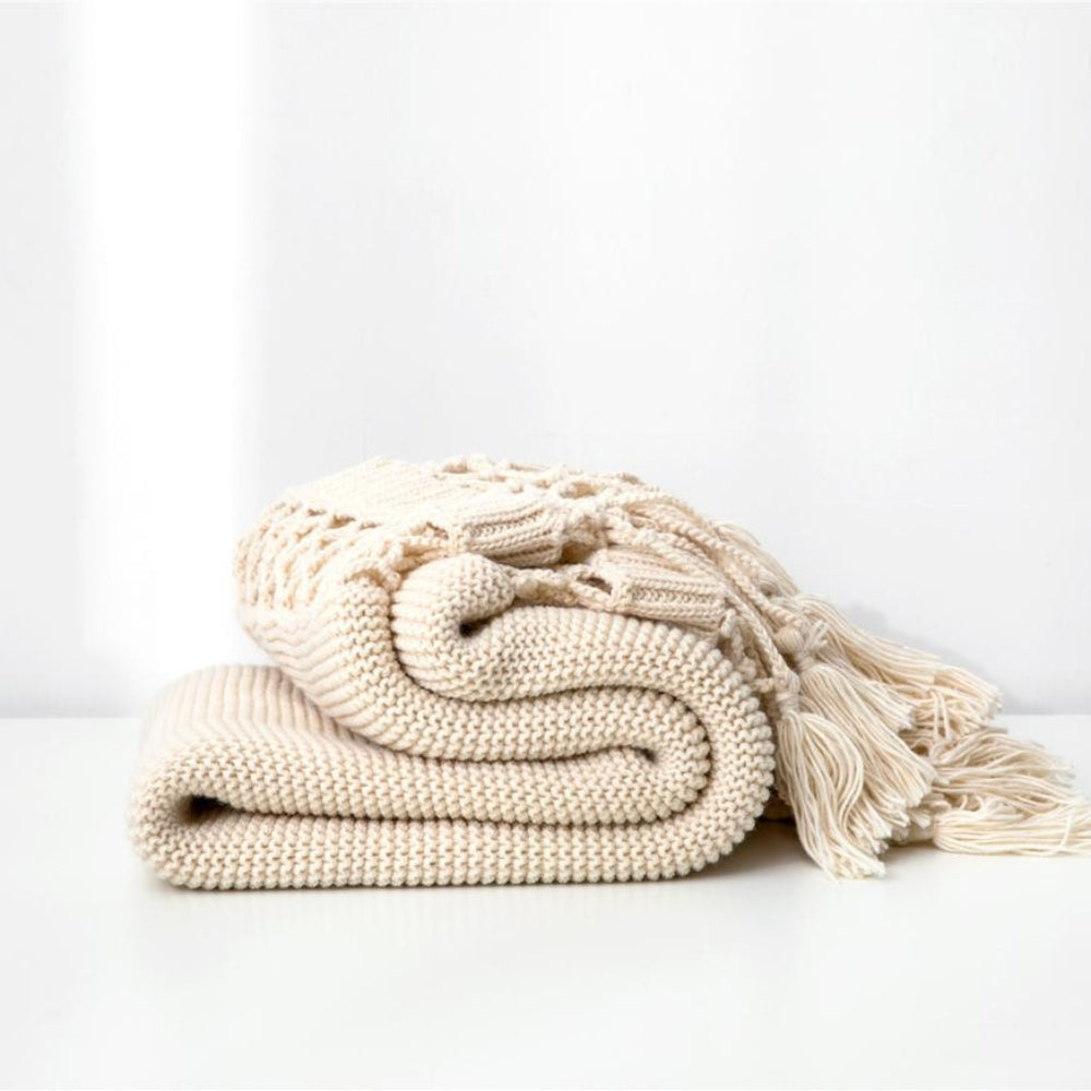 Cosycombe™ Knitted Tassel Throw – Soft, Lightweight Boho Blanket