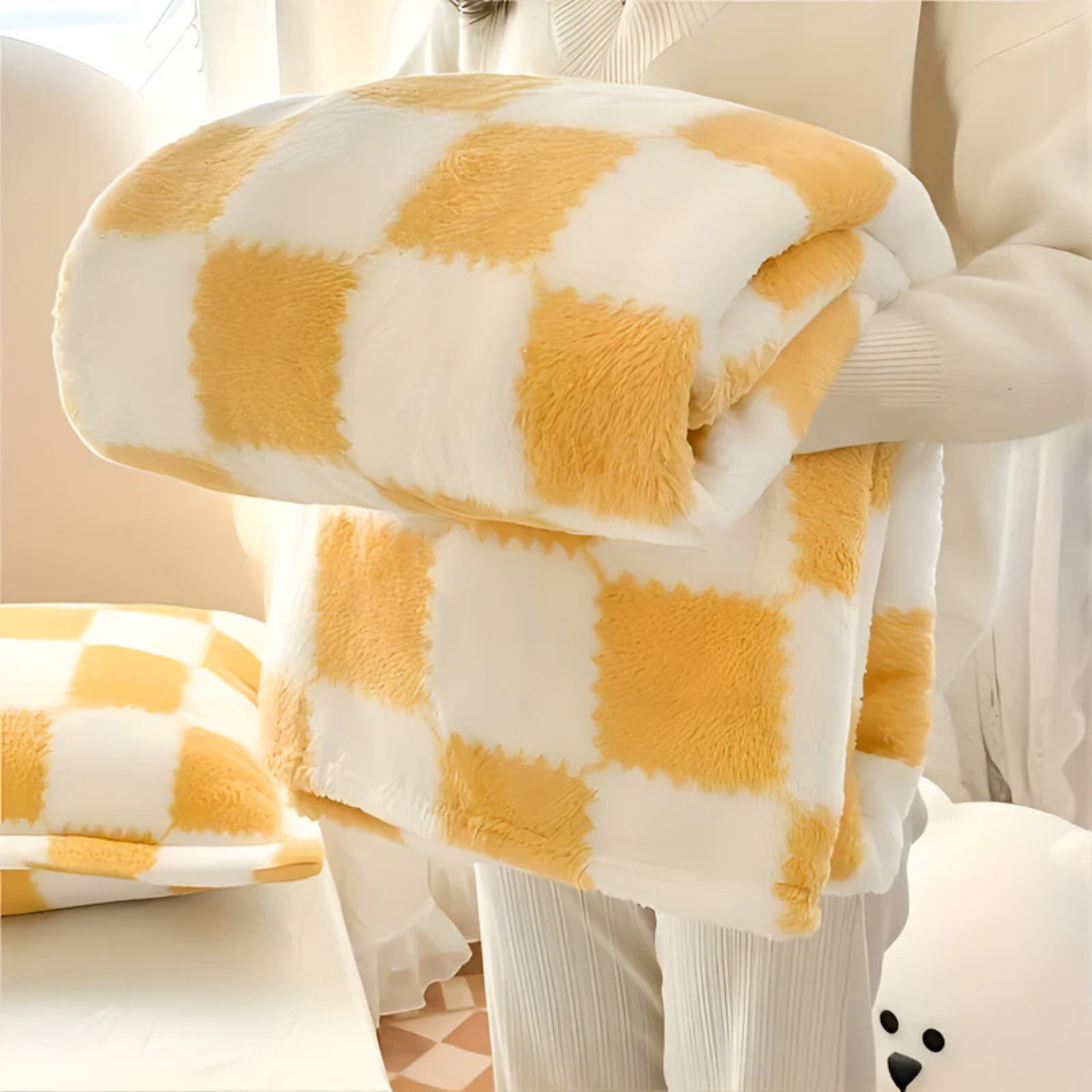 Cosycombe™ Super Soft Fleece Blanket – Light, Breathable and Warm