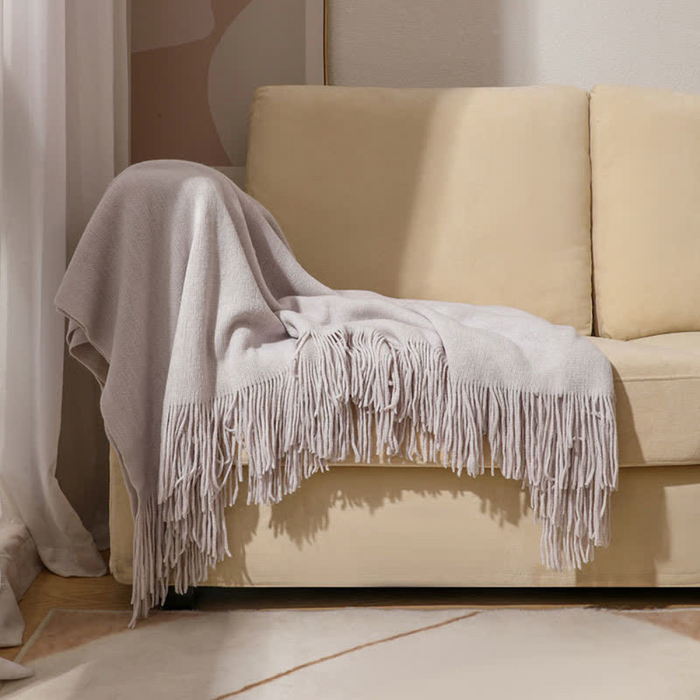 Cosycombe™ Chunky Knit Throw With Tassel Edges in Soft Acrylic