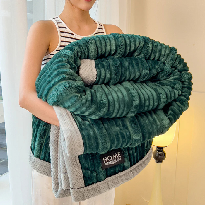 Cosycombe™ Warm Plush Fleece Blanket for Bed and Sofa, Light Yet Insulating