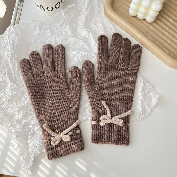 Cosycombe Ribbed Knit Gloves with a Pretty Bow