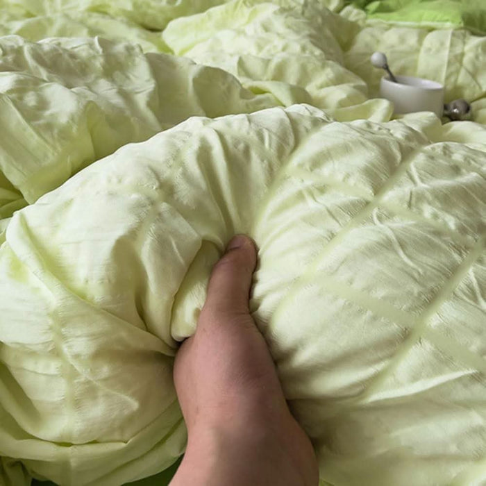 Cosycombe™ Lightweight Crinkle Blanket for Layering All Year Round