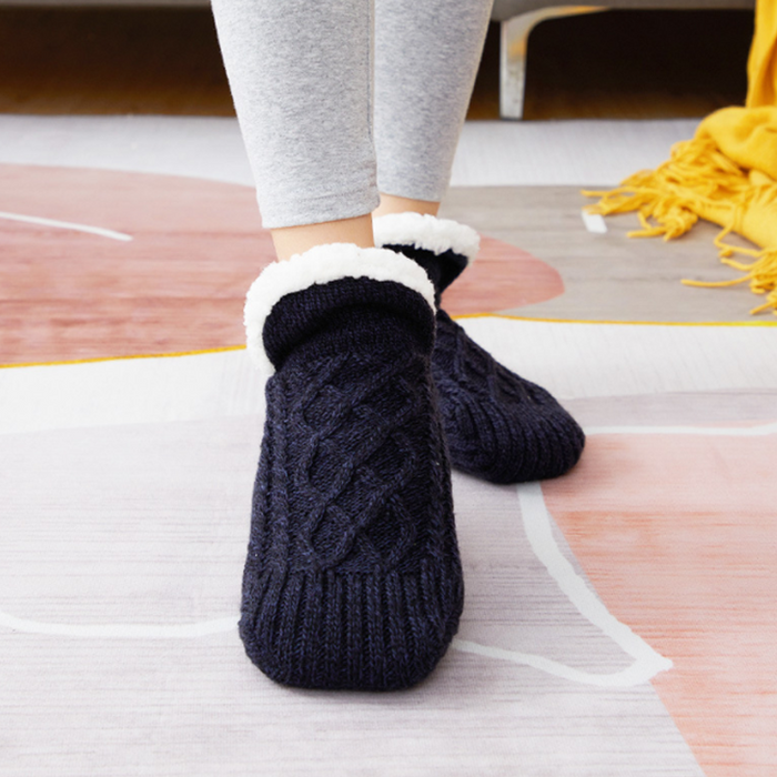 Cosycombe™ Woven Slipper Socks with Plush Lining and Non-Slip Grips