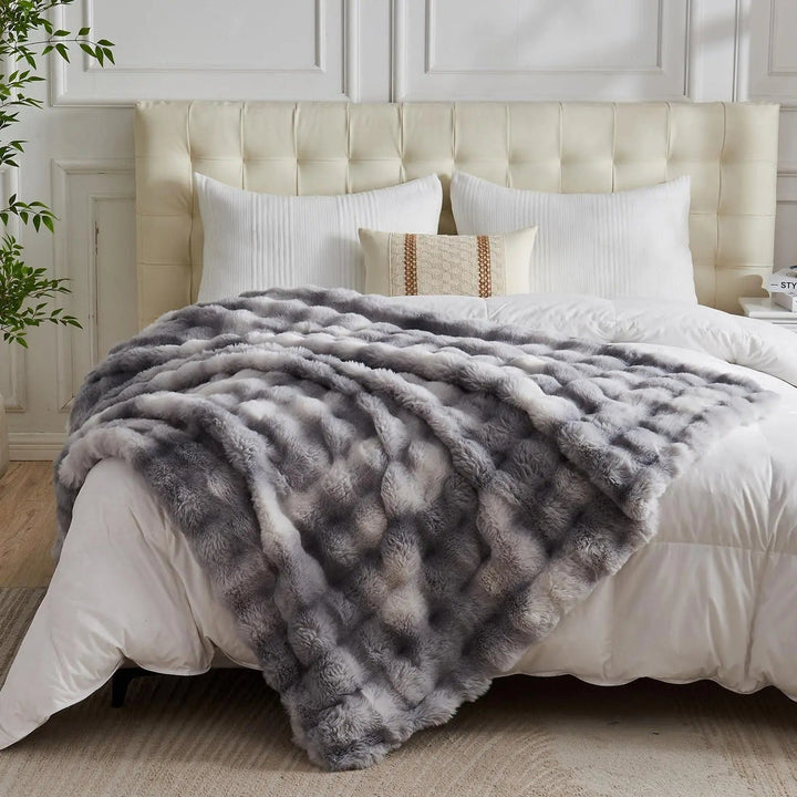 Cosycombe™ Reversible Faux Rabbit Fur Throw with Velvet Fleece Side