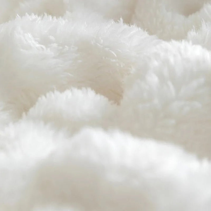 Cosycombe™ 3D Bubble Plush Blanket with Cloud-Soft Raised Texture