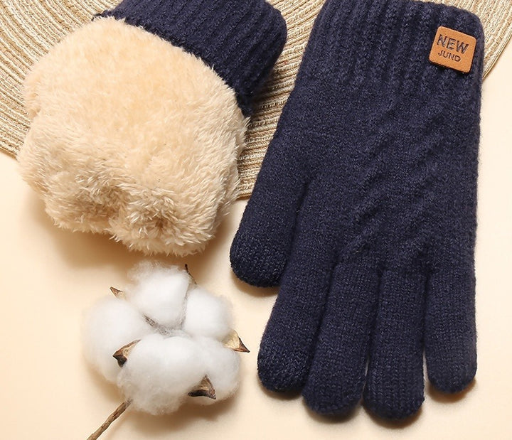 Beige cable knit gloves with plush lining