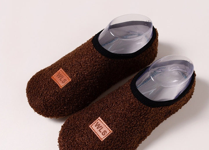 Fleece-lined slipper socks with non-slip sole