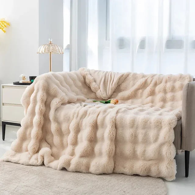 Cosycombe™ Super Soft Plush Fleece Blanket for Frosty Winter Nights