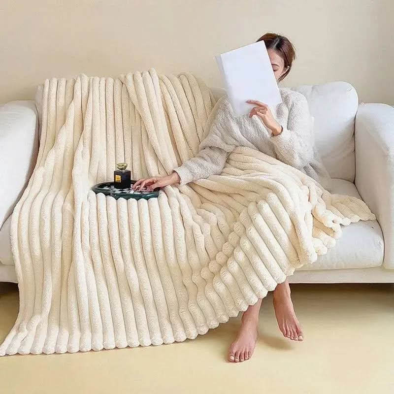 Cosycombe™ Textured Plush Blanket for a Cosy Bed and Sofa
