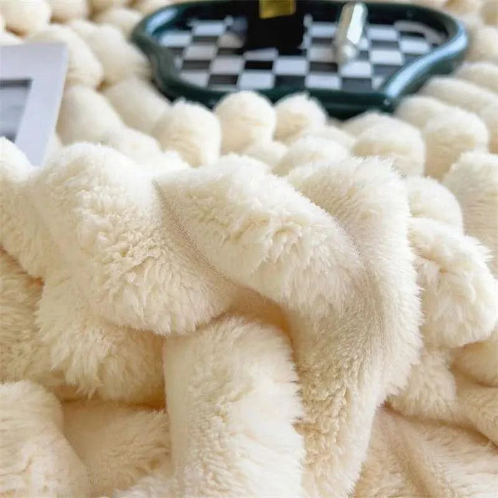 Cosycombe™ Textured Plush Blanket for a Cosy Bed and Sofa