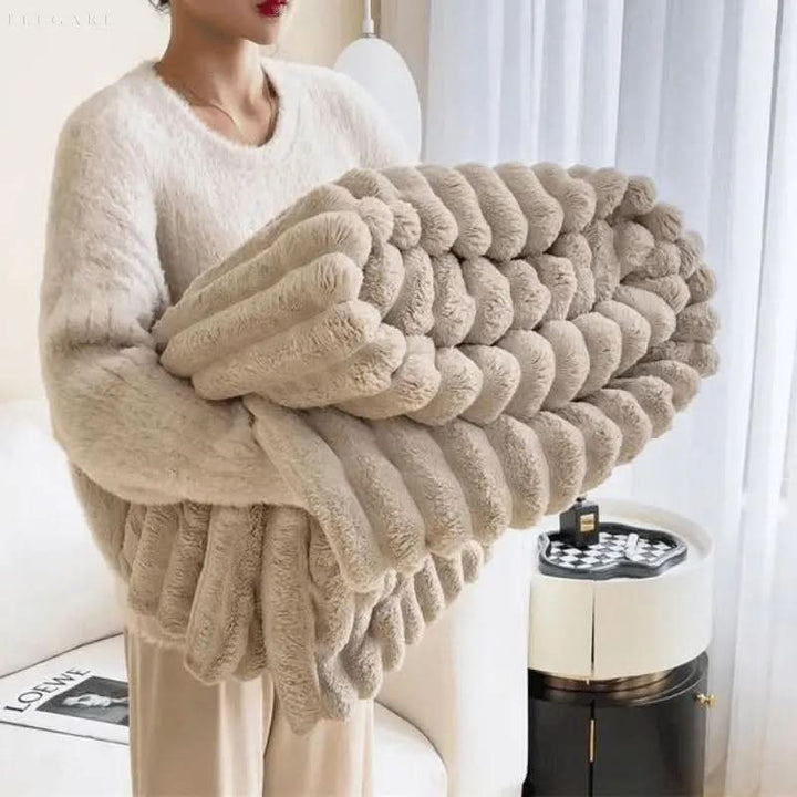 Cosycombe™ Textured Plush Blanket for a Cosy Bed and Sofa
