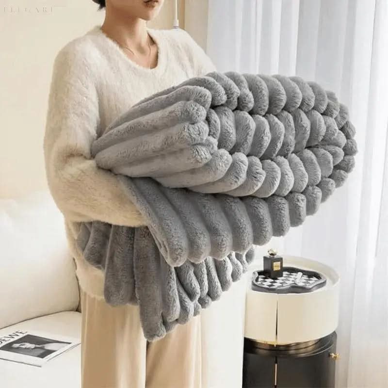 Cosycombe™ Textured Plush Blanket for a Cosy Bed and Sofa
