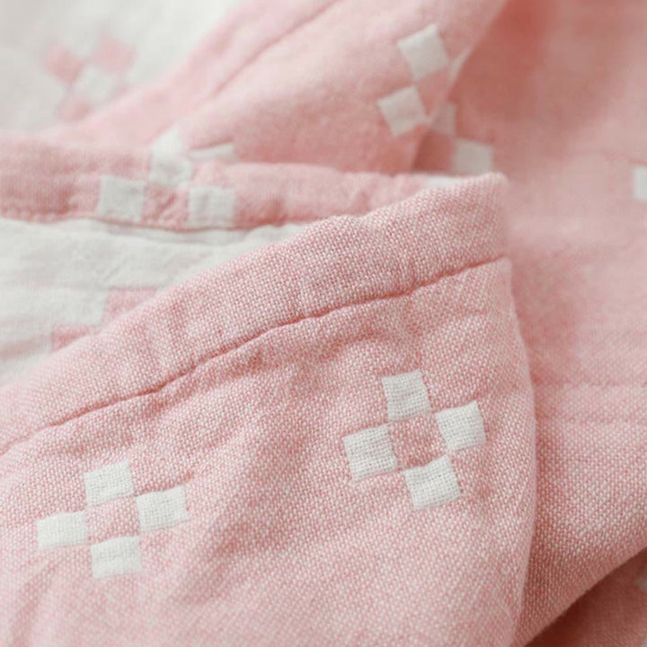 Cosycombe™ Lightweight Three-Layer Blanket with Geometric Diamond Pattern