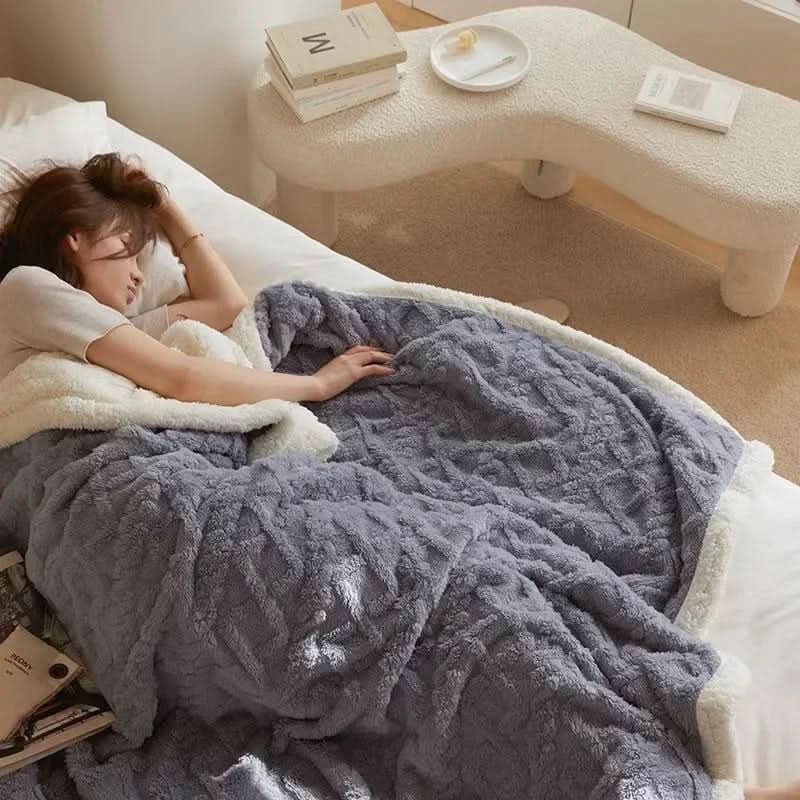Cosycombe™ Thick Double-Sided Lambswool Blanket for Cosy Winter Nights