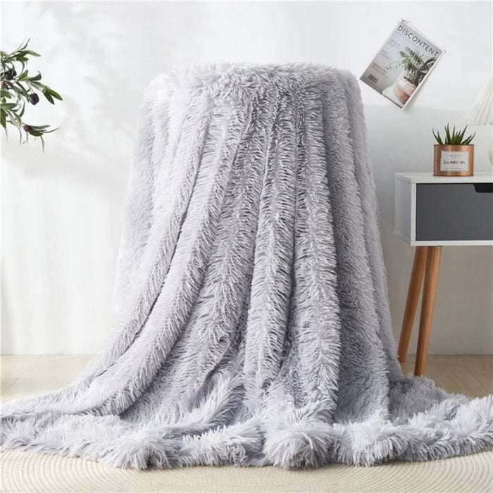 Cosycombe™ Silky Faux Fur Throw Blanket with Velvety Soft Warmth