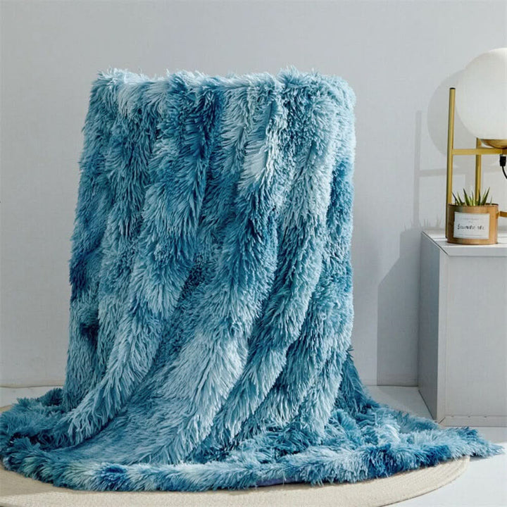 Cosycombe™ Silky Faux Fur Throw Blanket with Velvety Soft Warmth