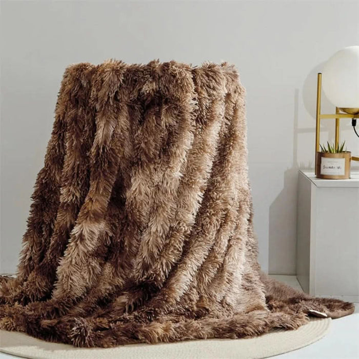 Cosycombe™ Silky Faux Fur Throw Blanket with Velvety Soft Warmth