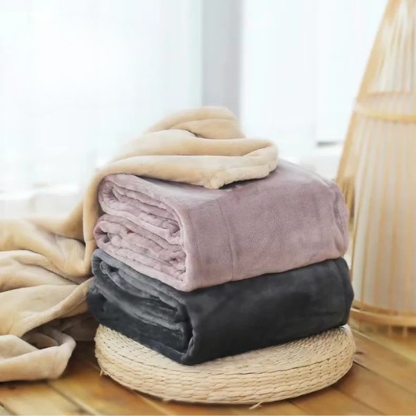 Cosycombe™ Large Rechargeable Heated Throw for One or Two