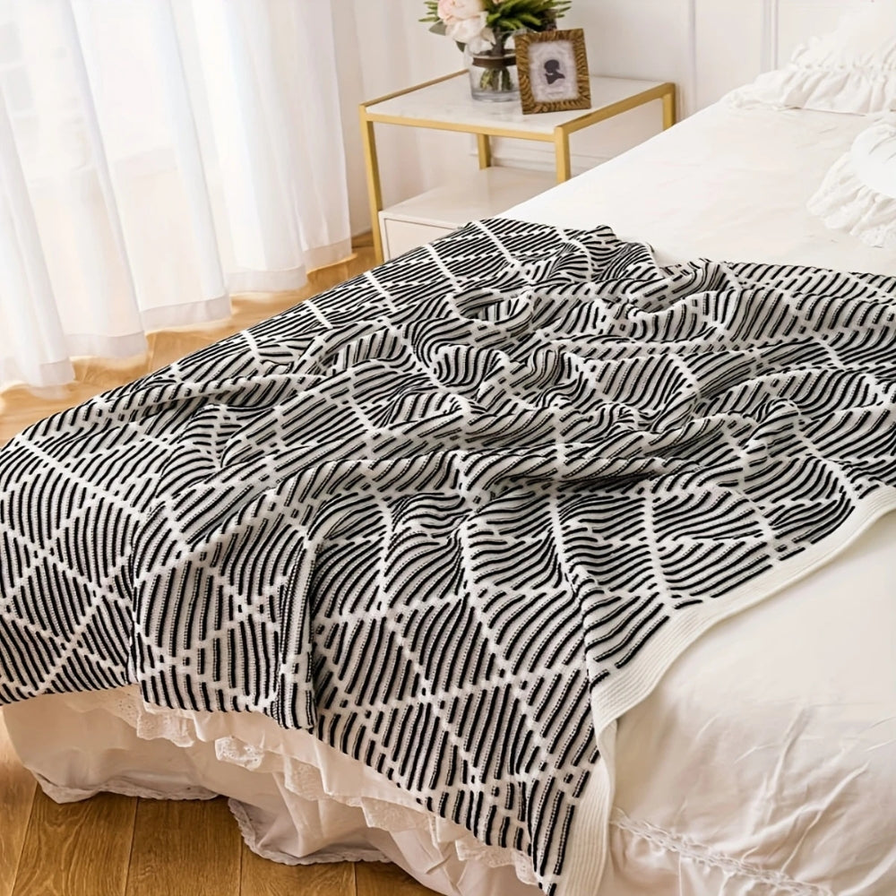 Cosycombe™ Monochrome Diamond Throw Blanket with Tassels, Reversible