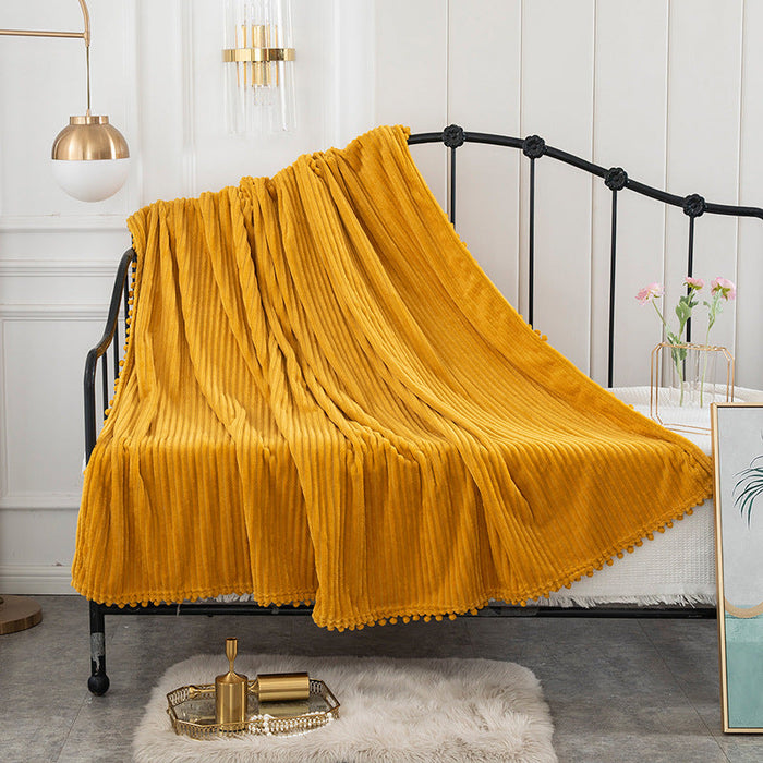 Cosycombe™ Ribbed Velvety Plush Throw With an Elegant Modern Look