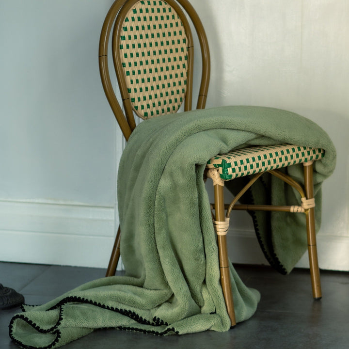 Cosycombe™ Ultra-Soft Plush Throw Blanket for Sofa and Bed