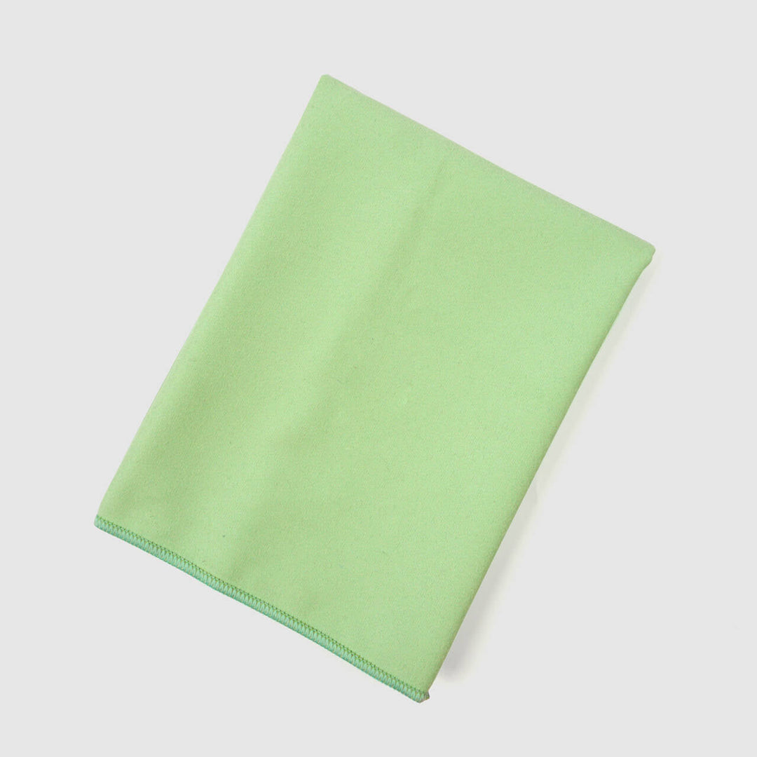 Cosycombe™ Lightweight Warm Fleece Blanket in 31 Colours, Machine Washable