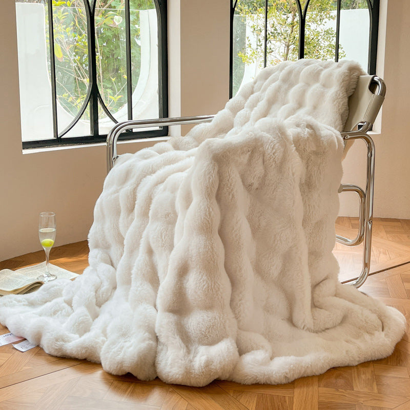 Cosycombe™ Soft Textured Throw Blanket with Elegant Wave Pattern